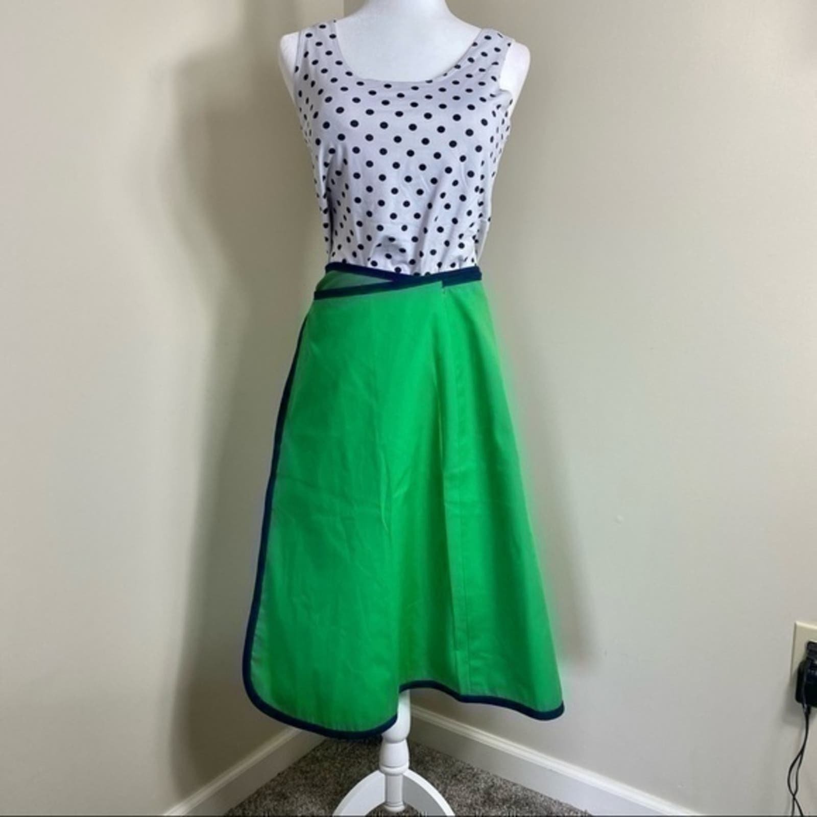 60s/70s floral wrap skirt. Reversible.  Green blue. Vintage. Large 1INZJM4VQ